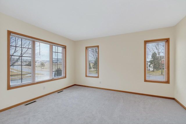 8701 Nelson Crossing, Verona, WI 53593