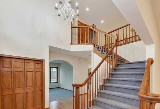 8701 Nelson Crossing, Verona, WI 53593