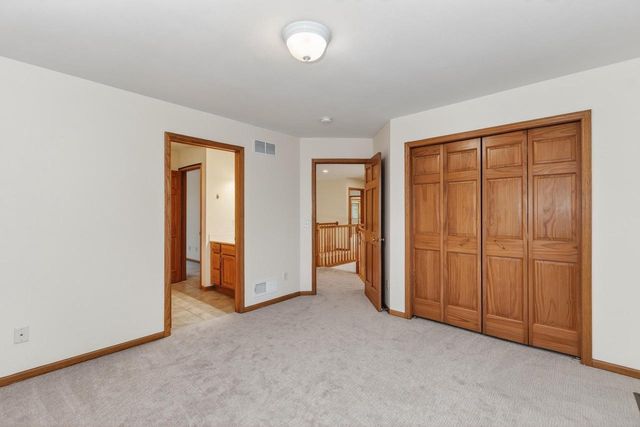 8701 Nelson Crossing, Verona, WI 53593