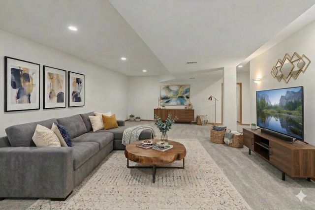 8701 Nelson Crossing, Verona, WI 53593