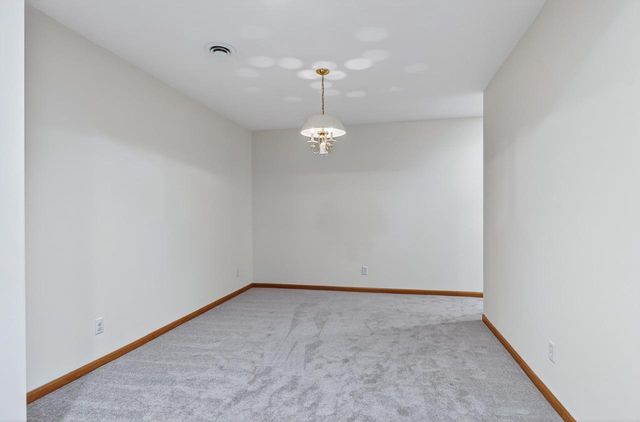 8701 Nelson Crossing, Verona, WI 53593