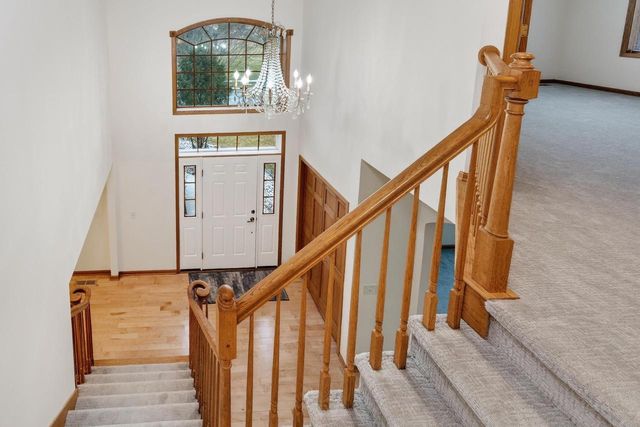 8701 Nelson Crossing, Verona, WI 53593