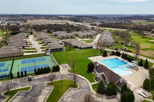 8701 Nelson Crossing, Verona, WI 53593