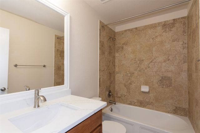 4517 Chestnut Meadows BND, Georgetown, TX 78626