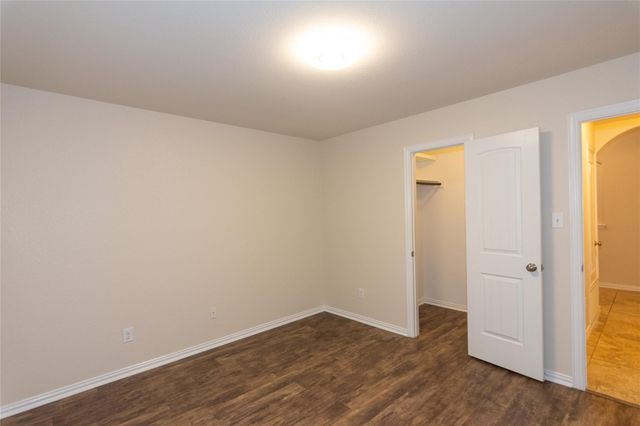 4517 Chestnut Meadows BND, Georgetown, TX 78626