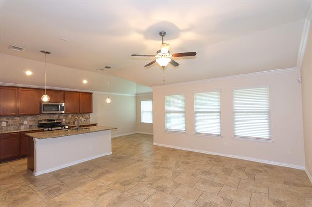 4517 Chestnut Meadows BND, Georgetown, TX 78626