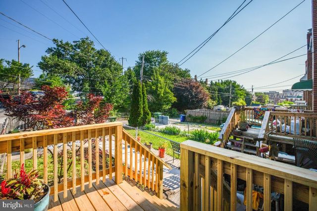 3574 BENZINGER, Baltimore, MD 21229
