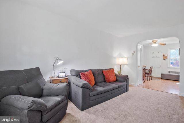 3574 BENZINGER, Baltimore, MD 21229