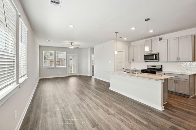 1655 Shae Oak Lane, Conroe, TX 77304