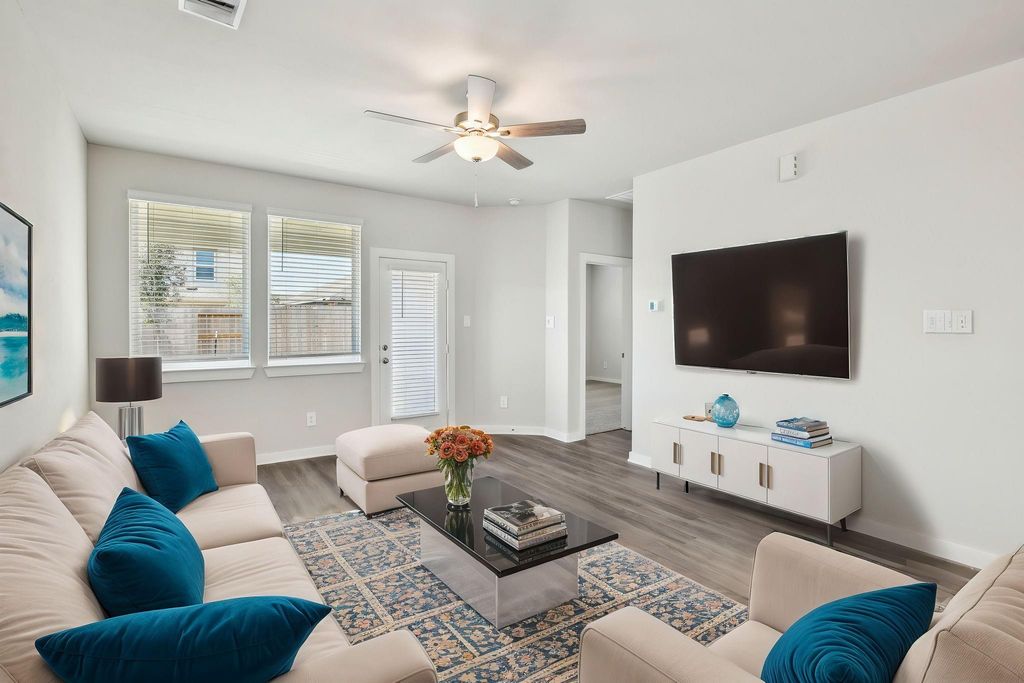 1655 Shae Oak Lane, Conroe, TX 77304