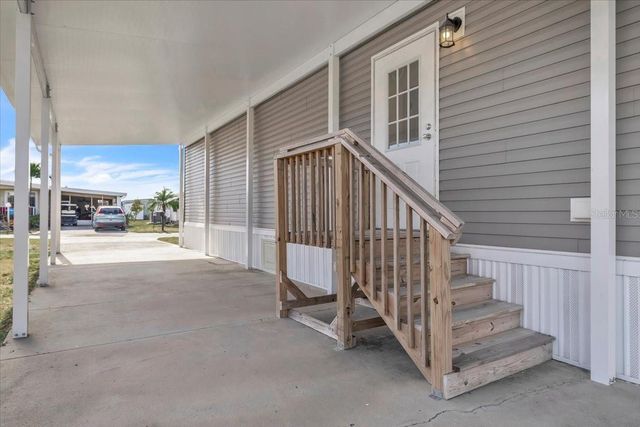 3162 MERCURY LANE, North Fort Myers, FL 33903