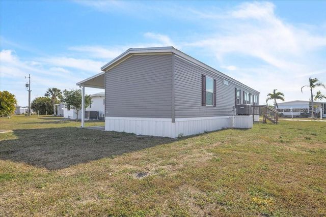 3162 MERCURY LANE, North Fort Myers, FL 33903