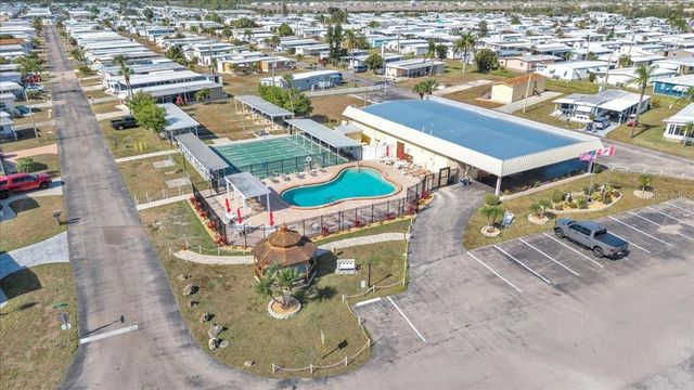 3162 MERCURY LANE, North Fort Myers, FL 33903