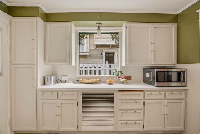 808 W 14th Ave, Spokane, WA 99204