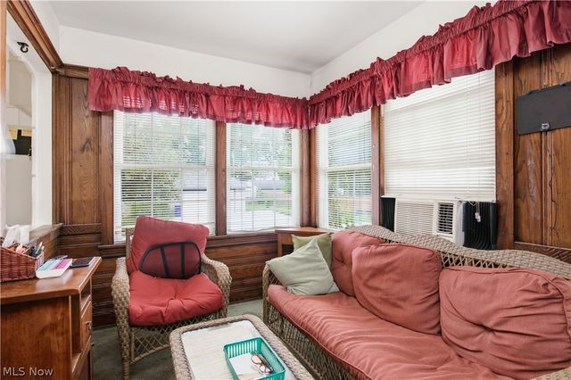 13577 Cedar Road, University Heights, OH 44118