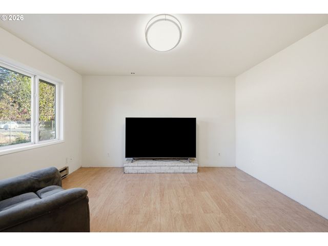 3706 Ne 137TH Ave, Vancouver, WA 98682