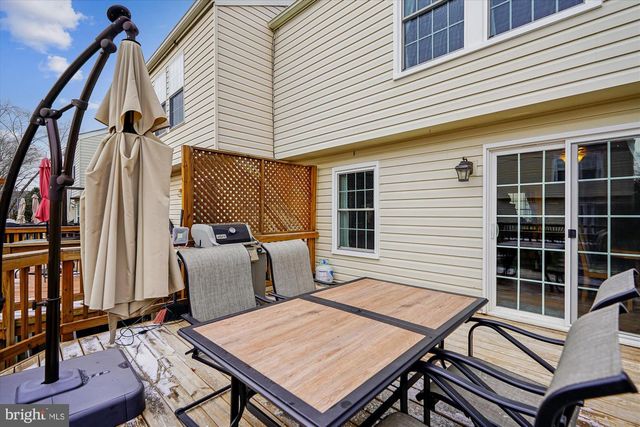 14701 WINTERFIELD CT, Centreville, VA 20120