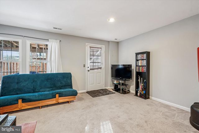 14701 WINTERFIELD CT, Centreville, VA 20120