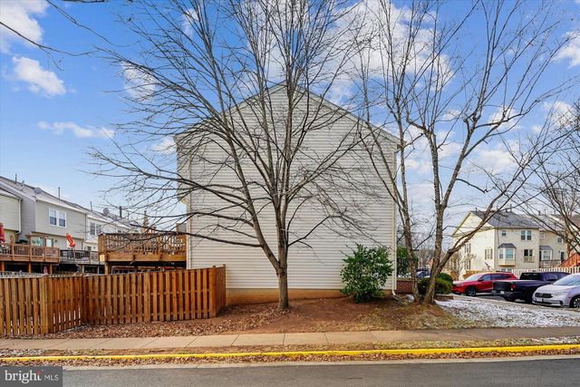 14701 WINTERFIELD CT, Centreville, VA 20120