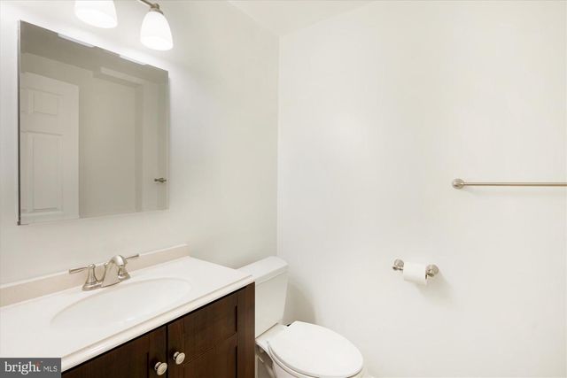 14701 WINTERFIELD CT, Centreville, VA 20120