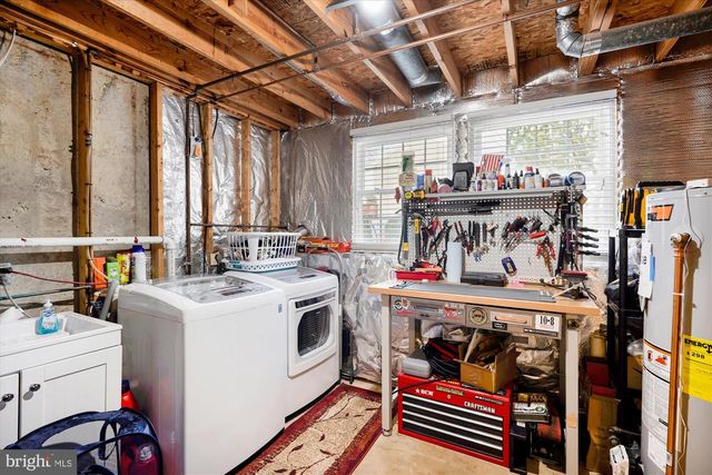 14701 WINTERFIELD CT, Centreville, VA 20120