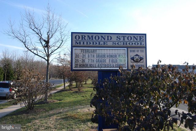 14701 WINTERFIELD CT, Centreville, VA 20120