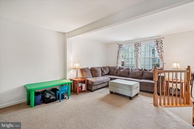 14701 WINTERFIELD CT, Centreville, VA 20120