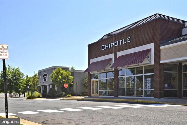 14701 WINTERFIELD CT, Centreville, VA 20120