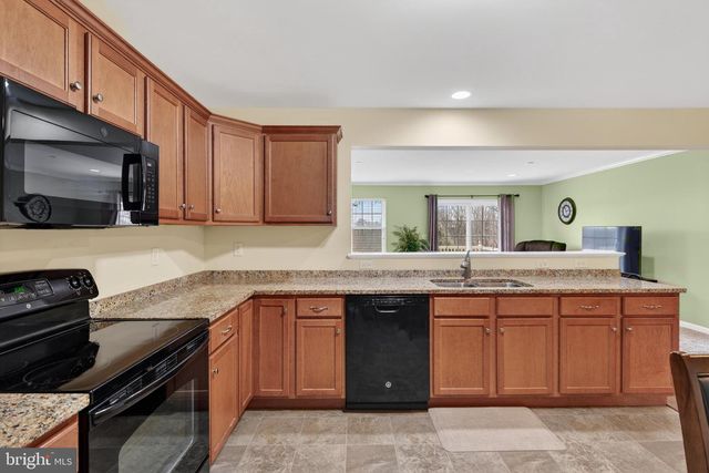 526 WHITECHAPEL RD, Lancaster, PA 17603