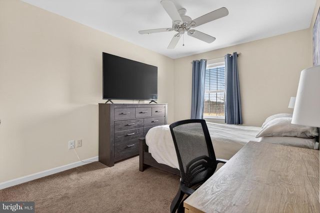 526 WHITECHAPEL RD, Lancaster, PA 17603