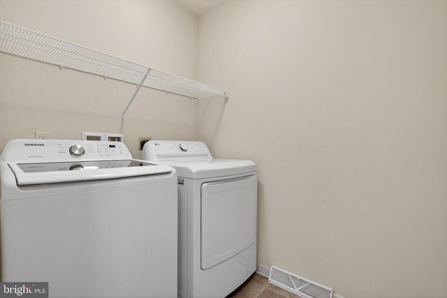 526 WHITECHAPEL RD, Lancaster, PA 17603