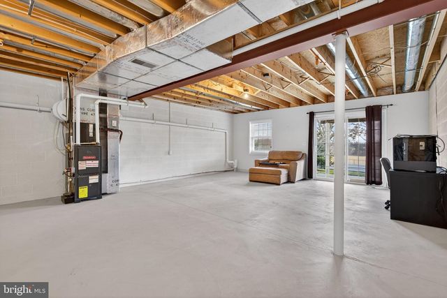 526 WHITECHAPEL RD, Lancaster, PA 17603