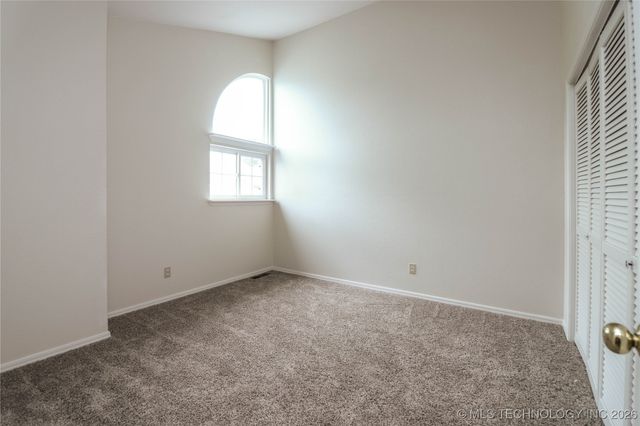 6342 E 89th Place 903, Tulsa, OK 74137