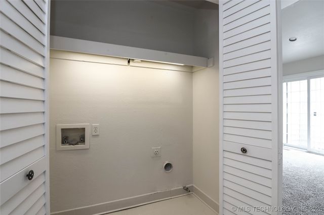 6342 E 89th Place 903, Tulsa, OK 74137