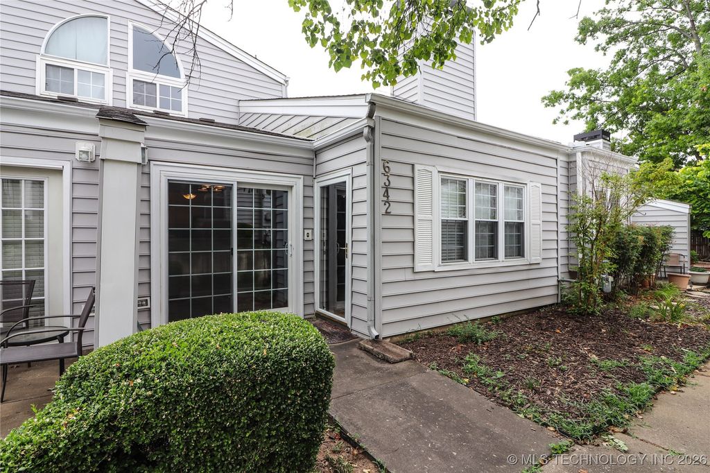 6342 E 89th Place 903, Tulsa, OK 74137