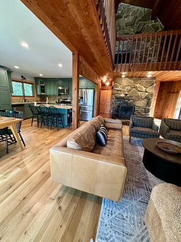 10081 Haas Road, Rockton, IL 61072