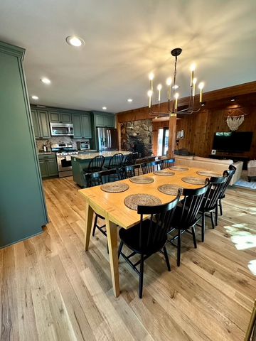 10081 Haas Road, Rockton, IL 61072