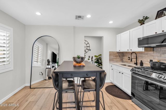 1926 W HOLLY Street, Phoenix, AZ 85009