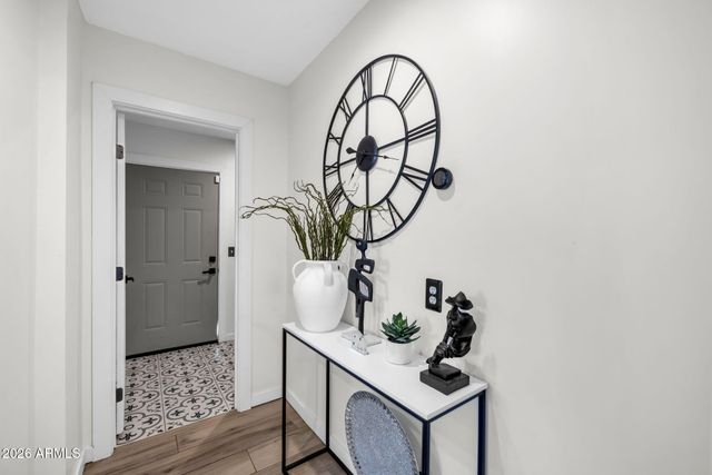 1926 W HOLLY Street, Phoenix, AZ 85009