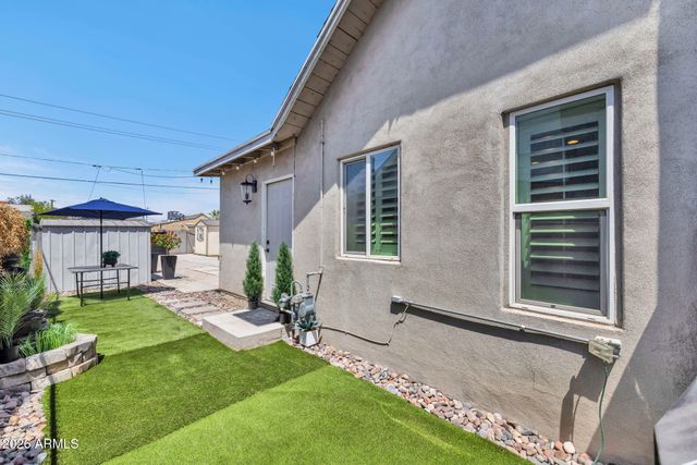 1926 W HOLLY Street, Phoenix, AZ 85009