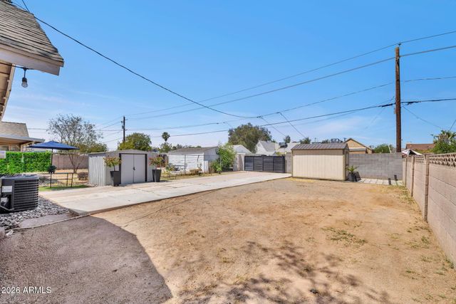 1926 W HOLLY Street, Phoenix, AZ 85009