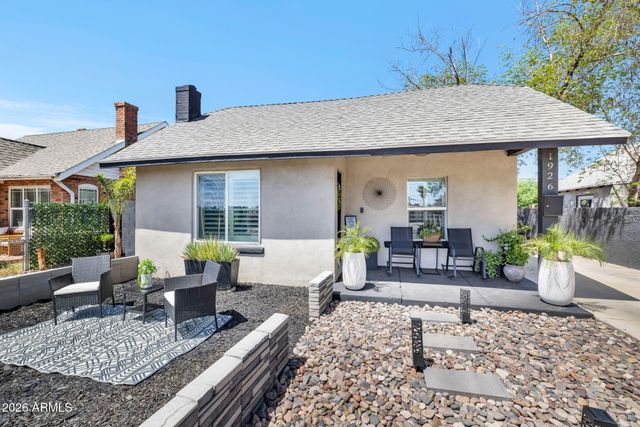 1926 W HOLLY Street, Phoenix, AZ 85009
