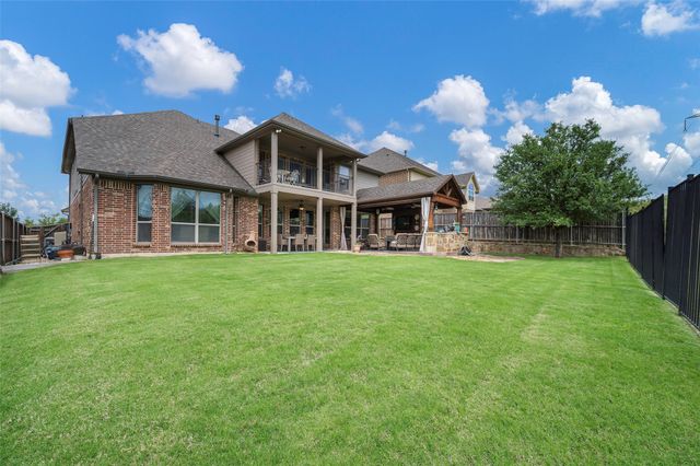 928 Bentley Drive, Roanoke, TX 76262