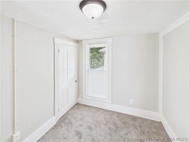 1026 N Clark Boulevard, Clarksville, IN 47129
