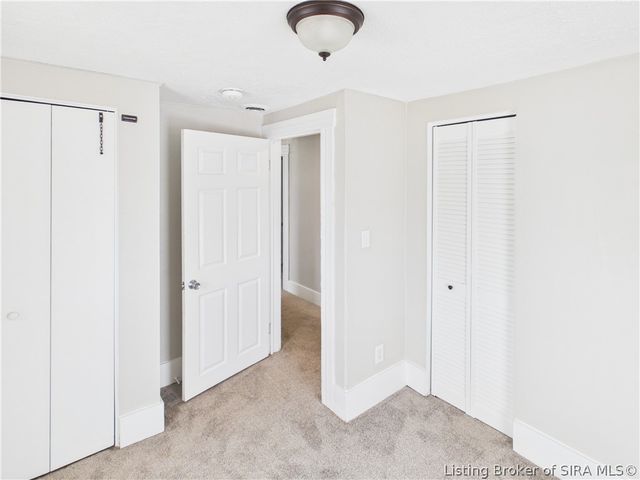 1026 N Clark Boulevard, Clarksville, IN 47129