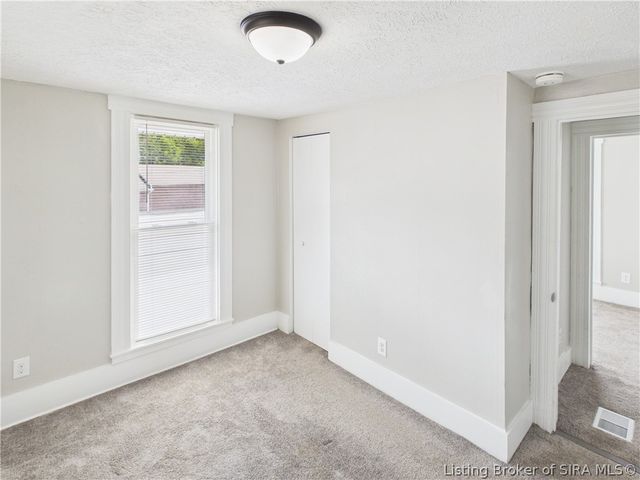 1026 N Clark Boulevard, Clarksville, IN 47129
