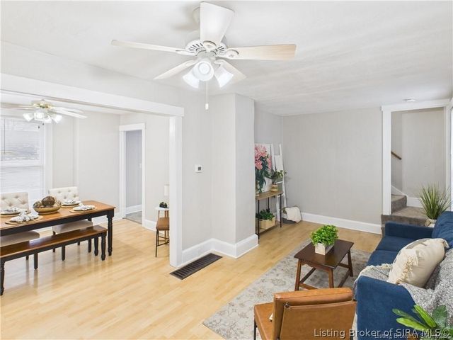 1026 N Clark Boulevard, Clarksville, IN 47129