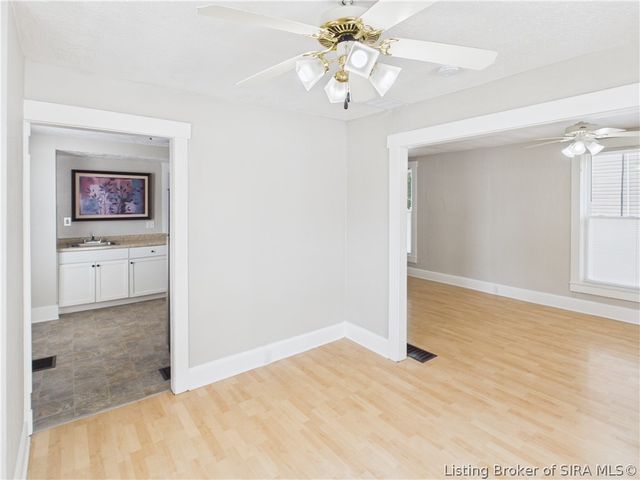 1026 N Clark Boulevard, Clarksville, IN 47129