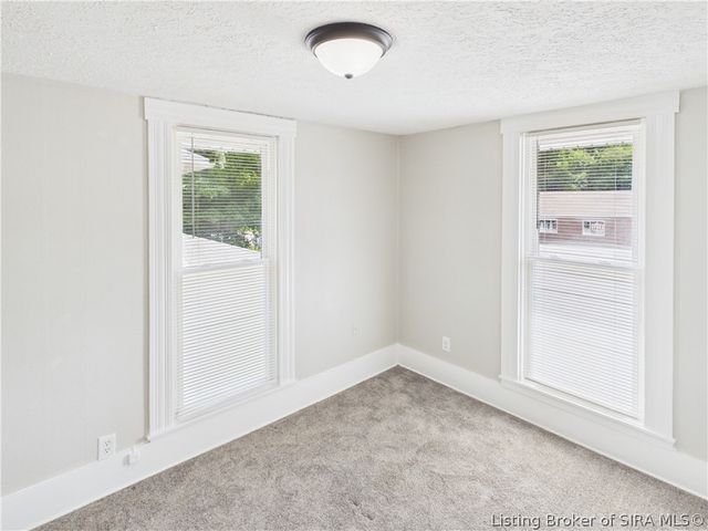 1026 N Clark Boulevard, Clarksville, IN 47129
