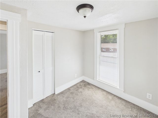 1026 N Clark Boulevard, Clarksville, IN 47129